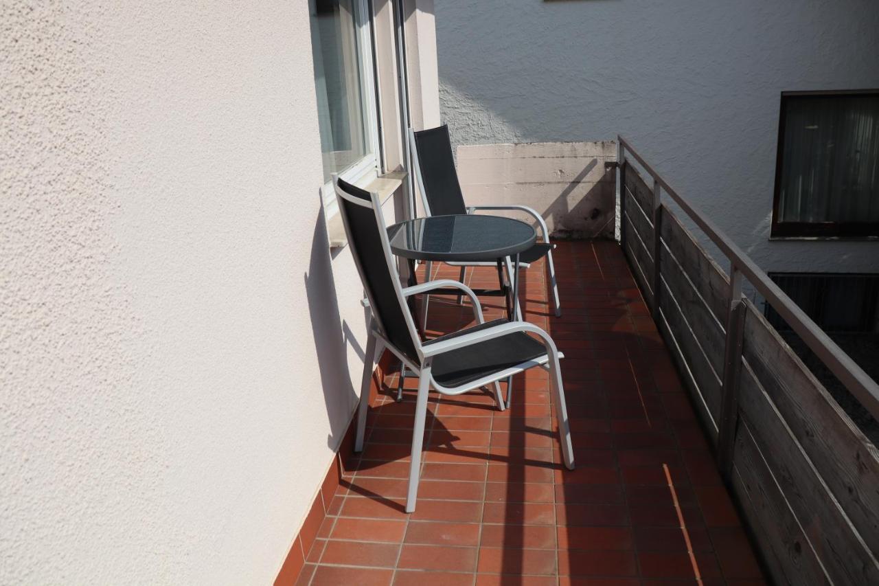 Haus Im Garten Köngen Exterior foto